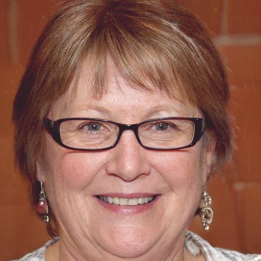 Милица Станковић, ведущий аналитик